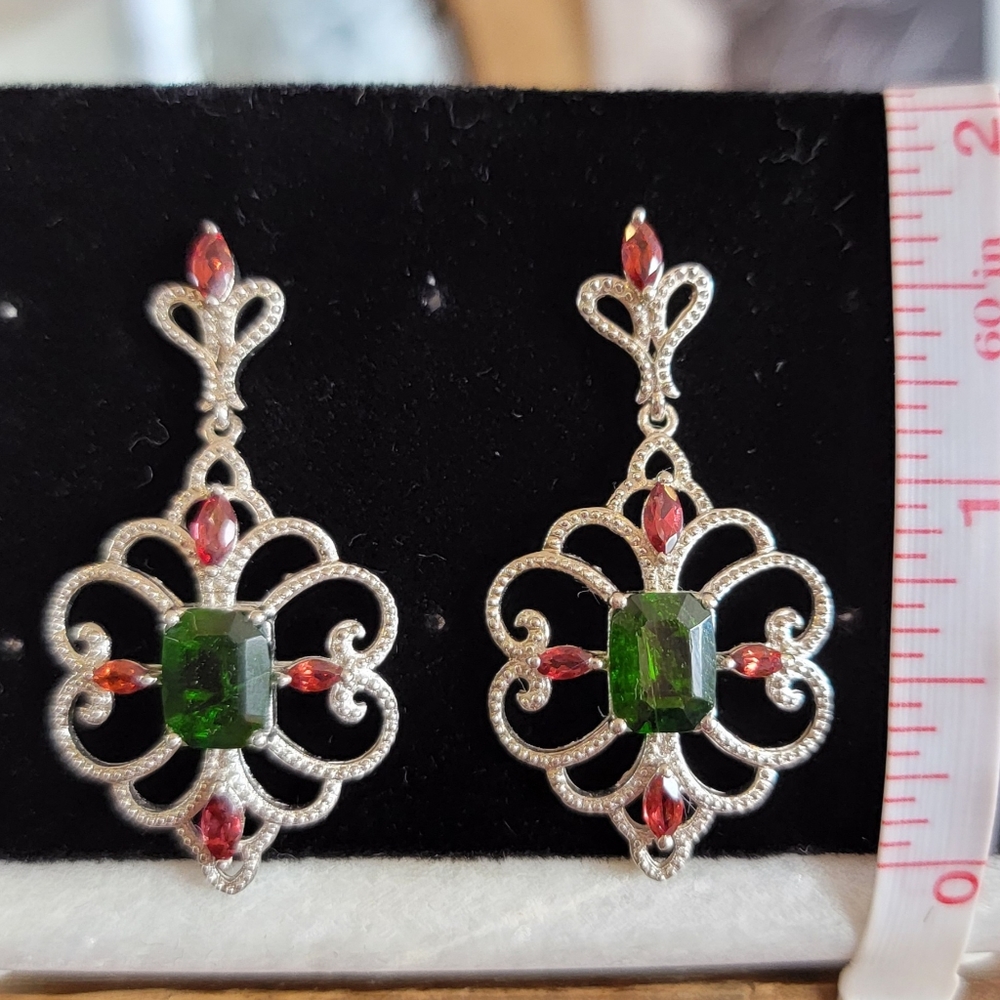 Gorgeous Natural Chrome Diopside and Mozambique Garnet Earrings Platinum over SS - Picture 6 of 8